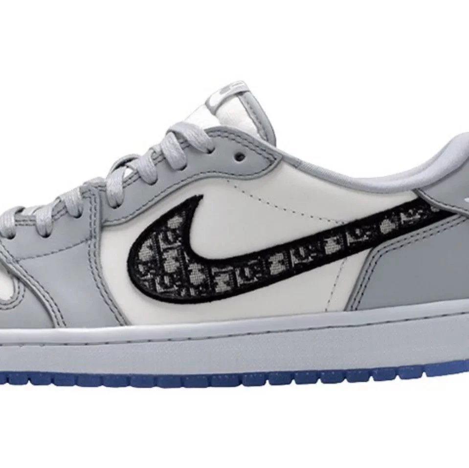 Jordan 1 Low Dior